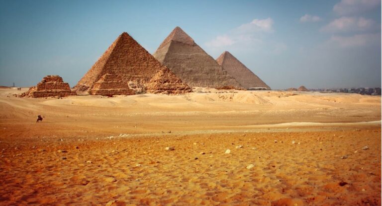 Giza-Pyramids