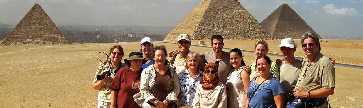 Egypt Private Tour Packages – Why Hire A Guide for Your Tour?