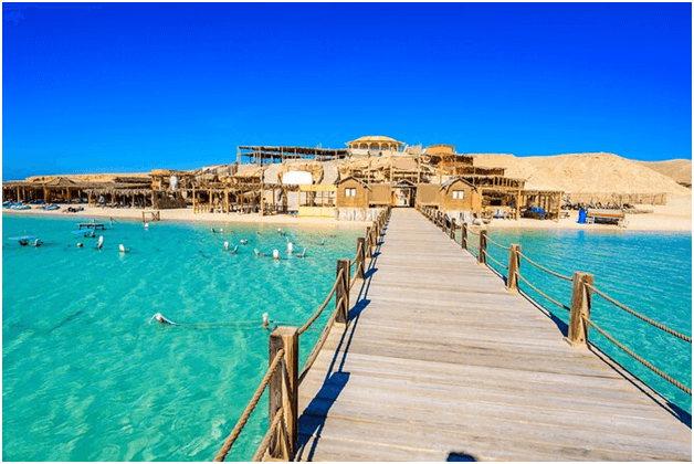 Explore the Paradise of Giftun Island on Your Hurghada Tour