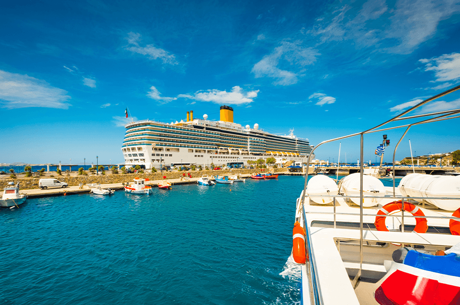 Experience Luxury Nile Cruise to Dive Deep into the Egyptian Heart