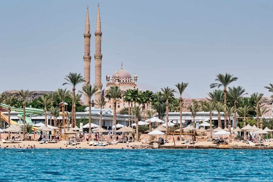12 Days Hurghada, Cairo & Dahabiy Cruise Holiday Package